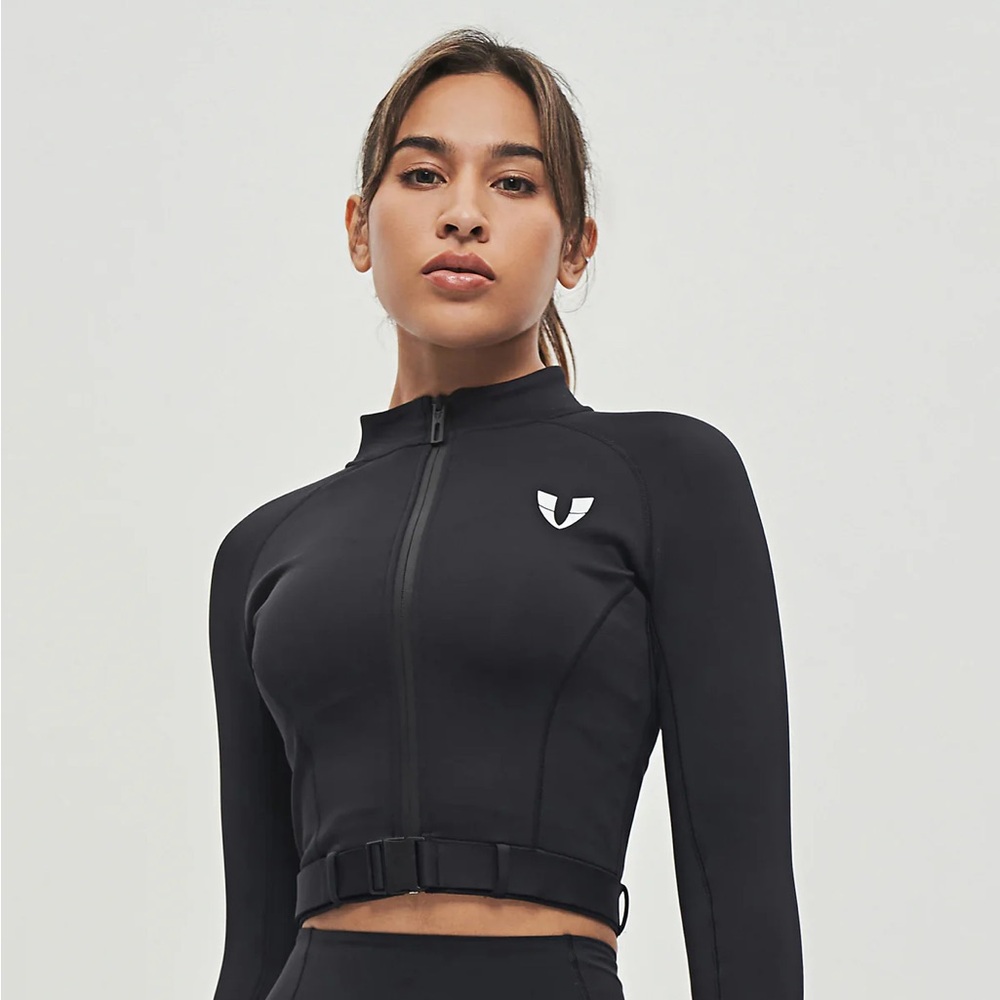 Firm Abs Full zip cropped jacket - BLACK nwot sz small